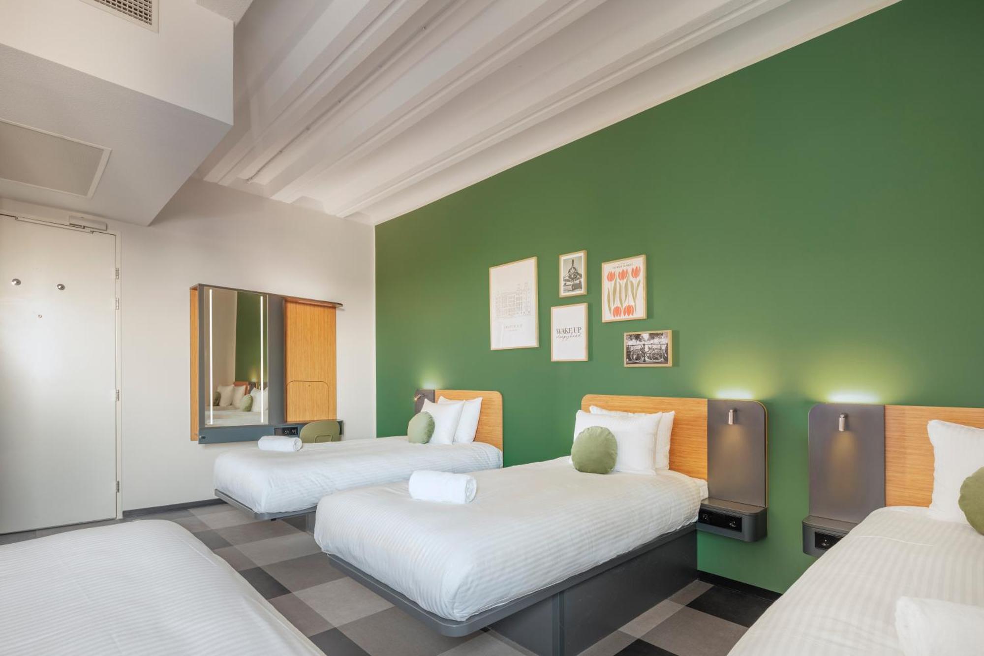 Maxhotel Amsterdam Airport Schiphol - Recently Renovated Hoofddorp Exterior foto
